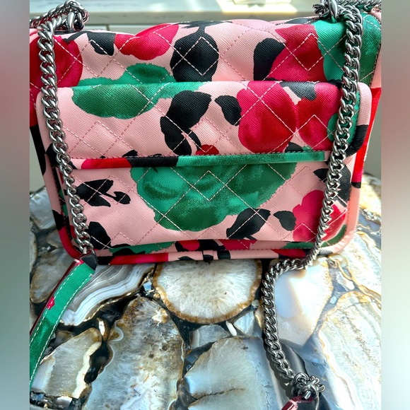 Marc Jacobs Chain Shoulder Handbag - Picture 5 of 16